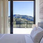 Luxe * Syvota