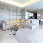 Luxe