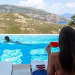 Luxe * Syvota