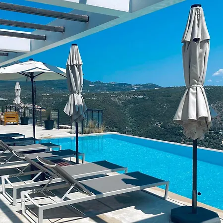 Luxe Villa